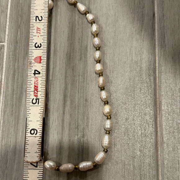 Trendy Natural Freshwater Pearl & Tiny Gold Beads Necklace - Picture 8 of 9